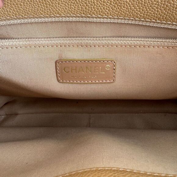 Chanel Grand Shopping Tote Caviar Beige - Picture 10 of 16